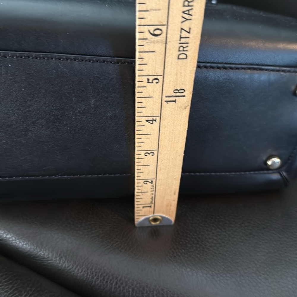 Kate spade satchel - Picture 13 of 16